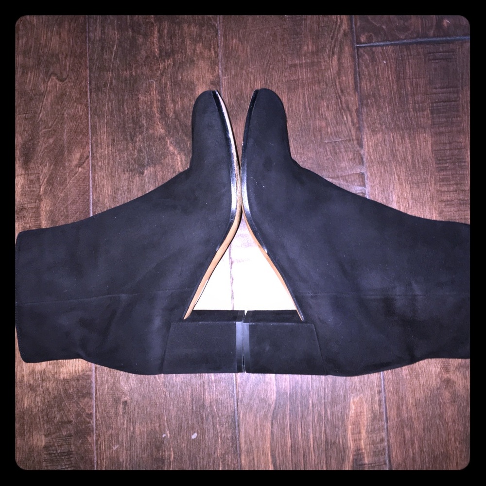 Vince block heel suede bootie